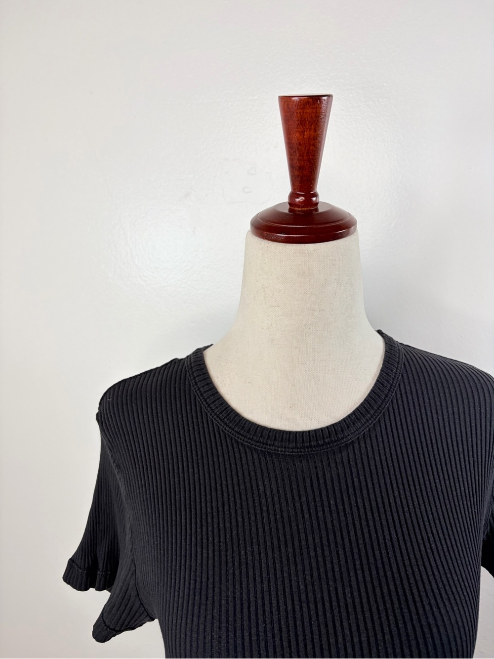 STOIC Ribbed Short Sleeve Tee - Picture 4 of 7